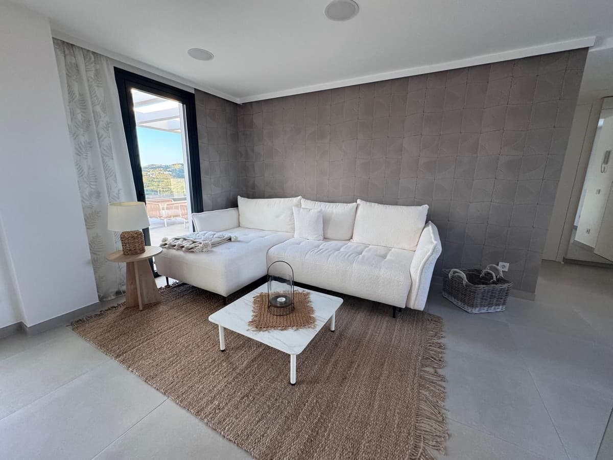Penthouse in La Cala de Mijas — photo 7 of 10