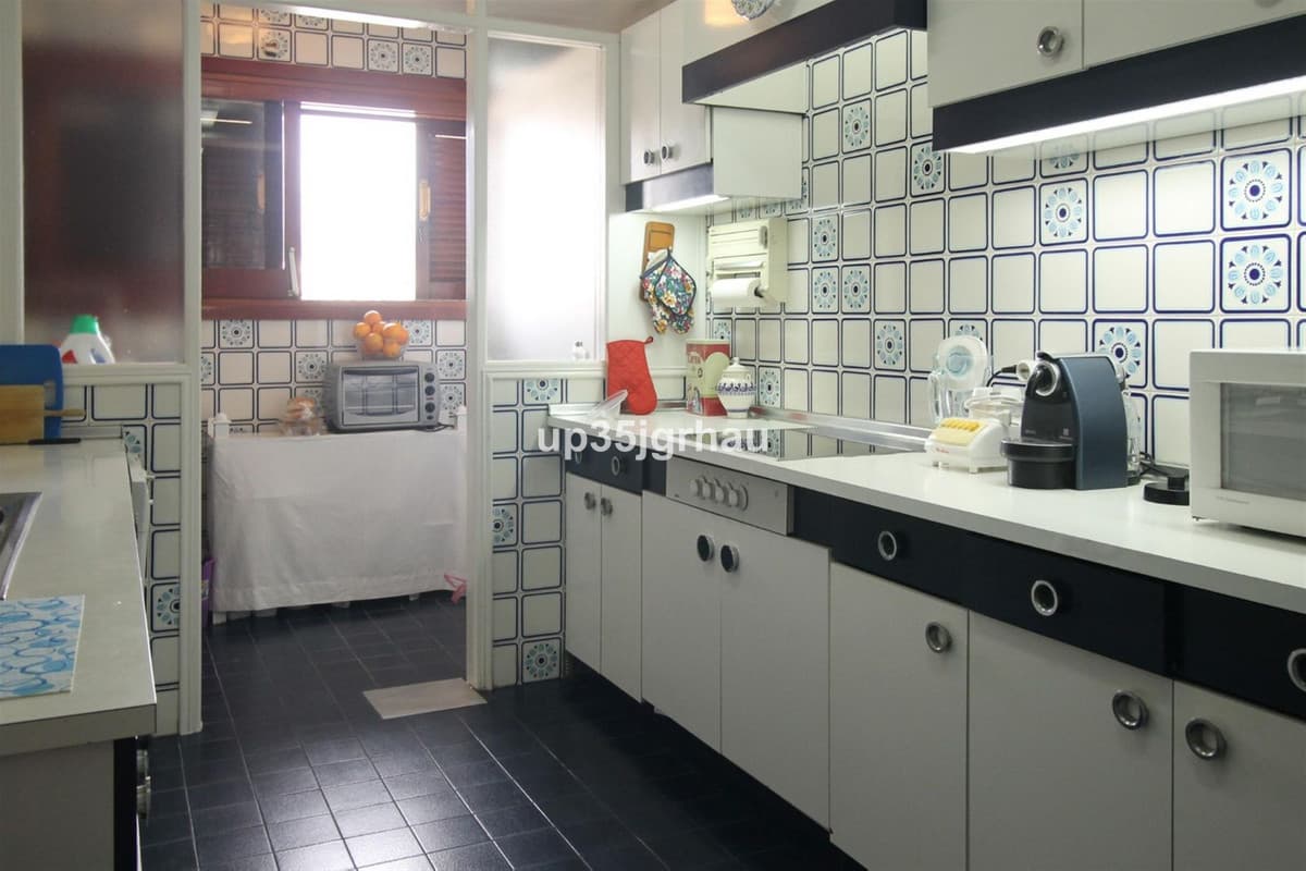 Penthouse in Estepona — photo 5 of 10