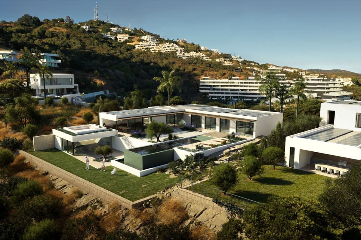 Detached Villa in Altos de los Monteros — photo 1 of 10