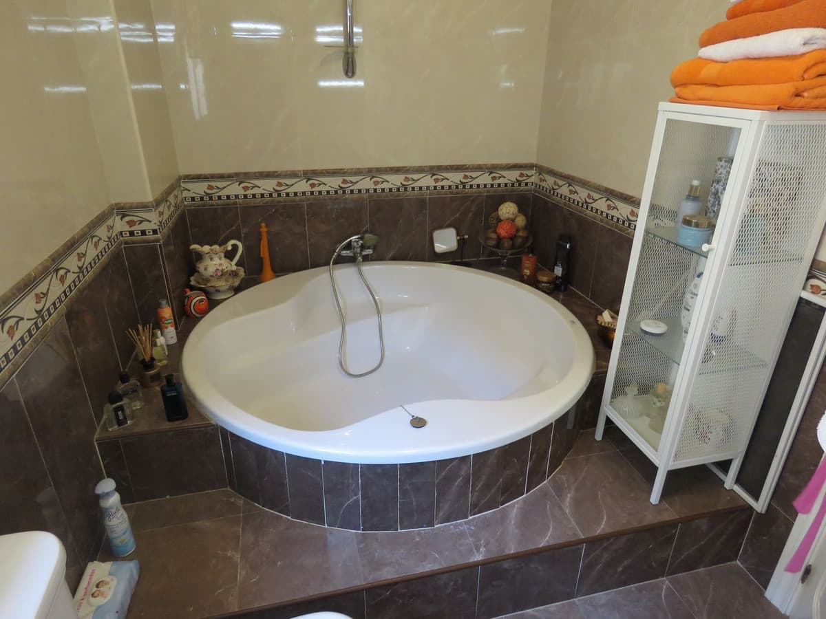 Detached Villa in Alhaurín el Grande — photo 2 of 10