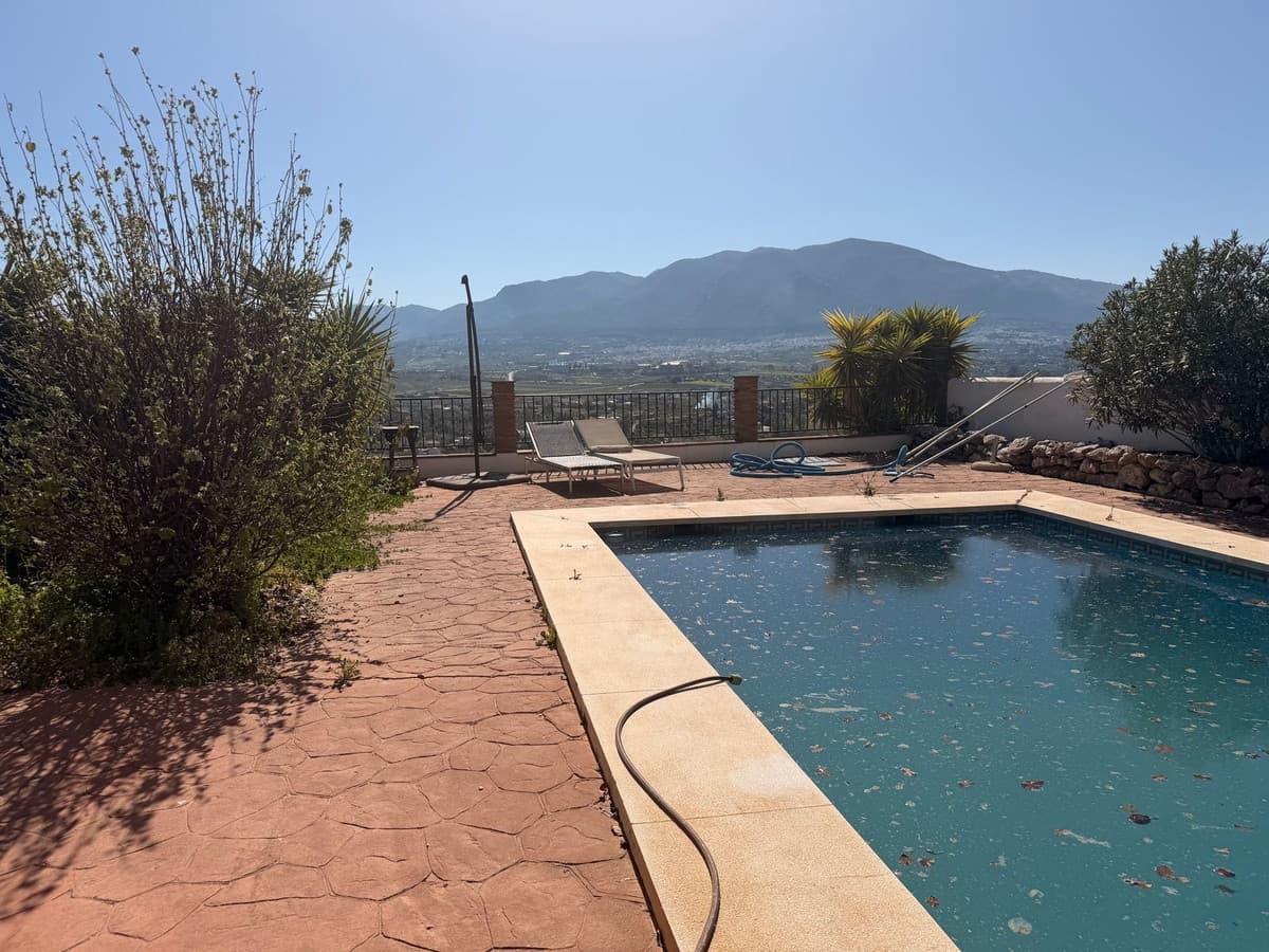 Detached Villa in Alhaurín el Grande — photo 6 of 10