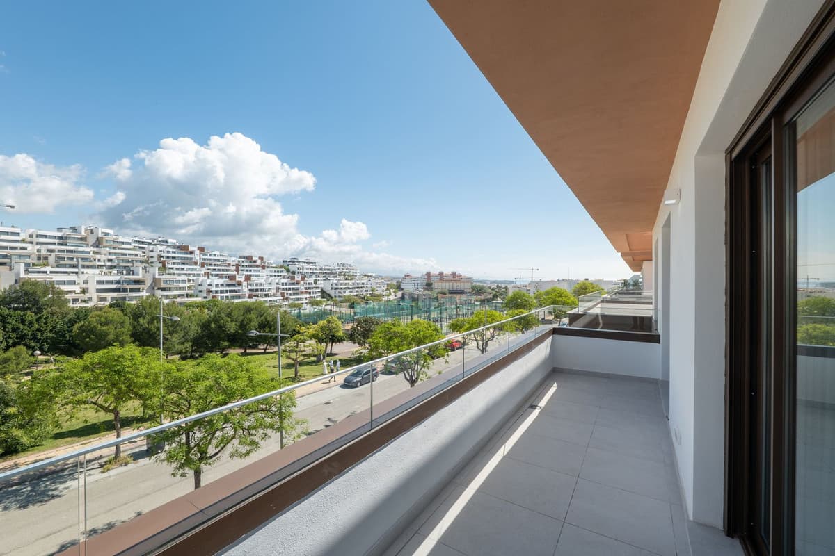Middle Floor Apartment in Estepona — photo 10 of 10