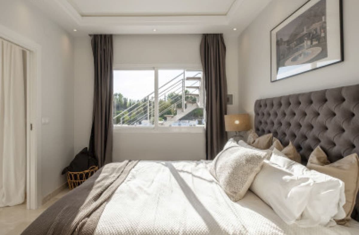 Top Floor Apartment in La Quinta — photo 9 of 10