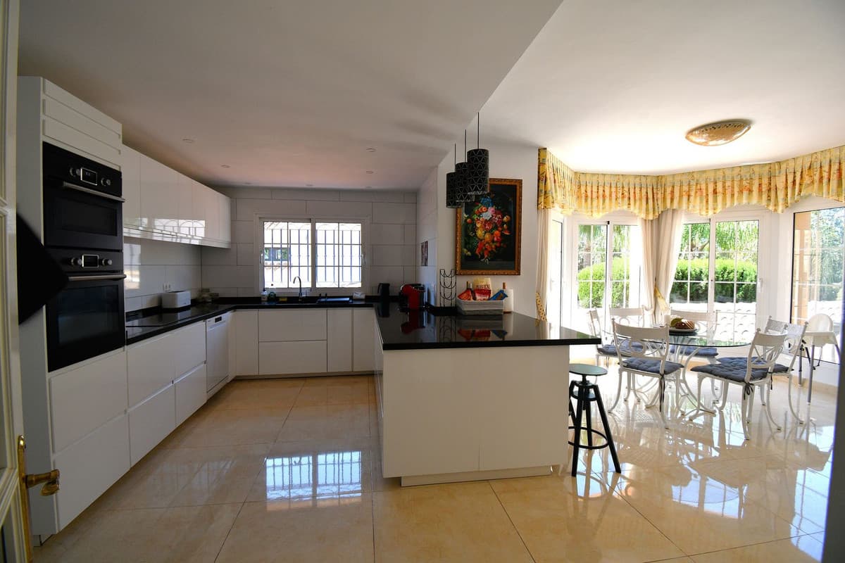 Detached Villa in Mijas Golf — photo 6 of 10