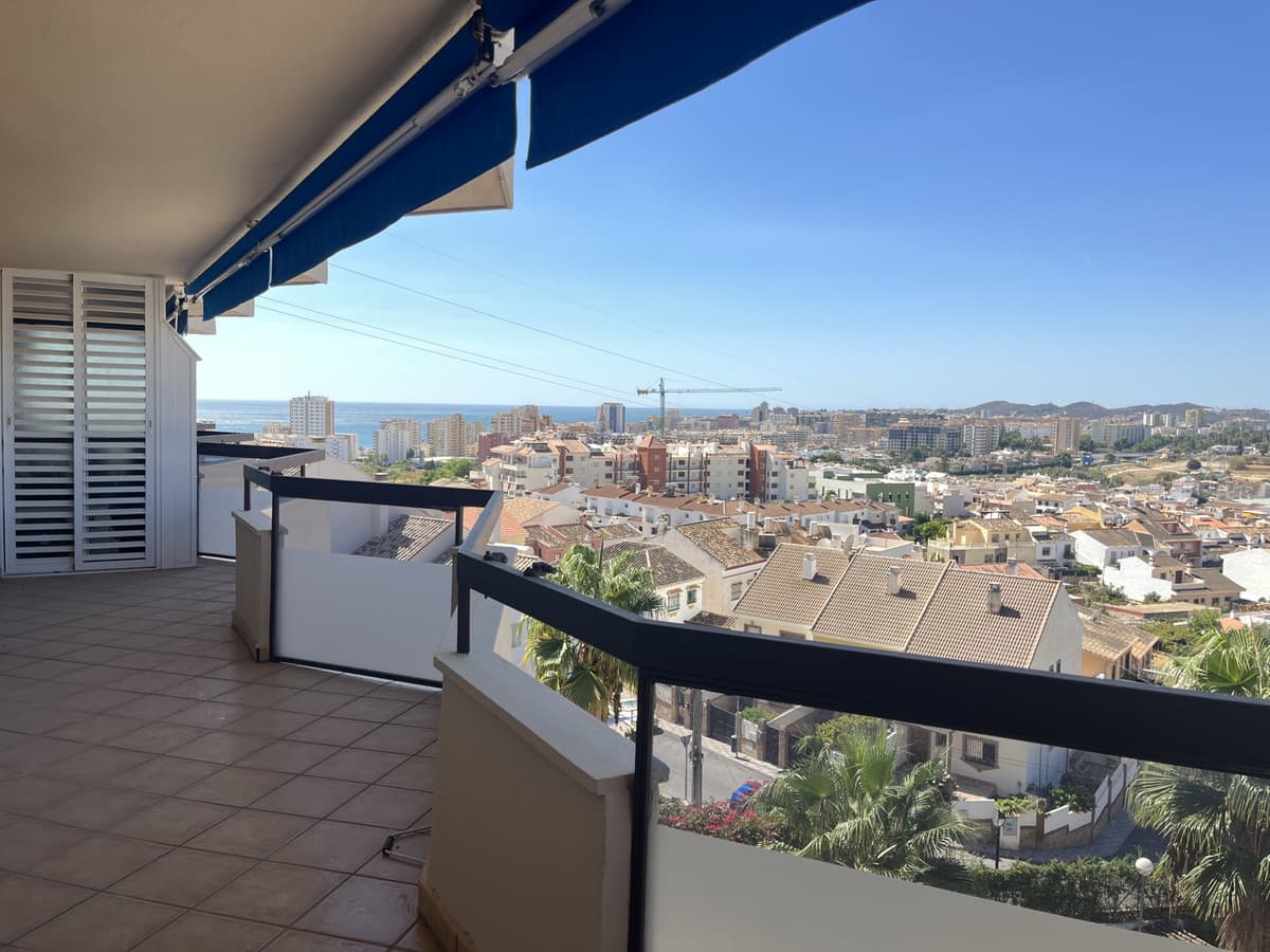 Middle Floor Apartment in Los Pacos — photo 2 of 10