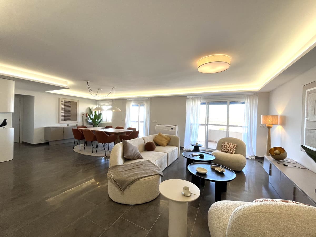 Middle Floor Apartment in Los Pacos — photo 6 of 10
