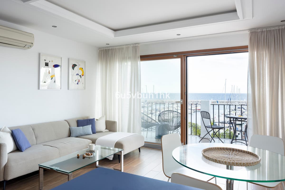Penthouse in Puerto Banús — photo 9 of 10