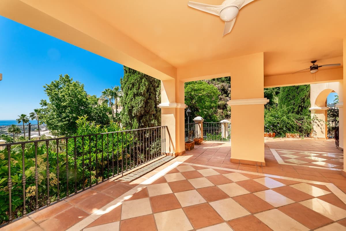 Ground Floor Apartment in La Quinta — photo 5 of 10