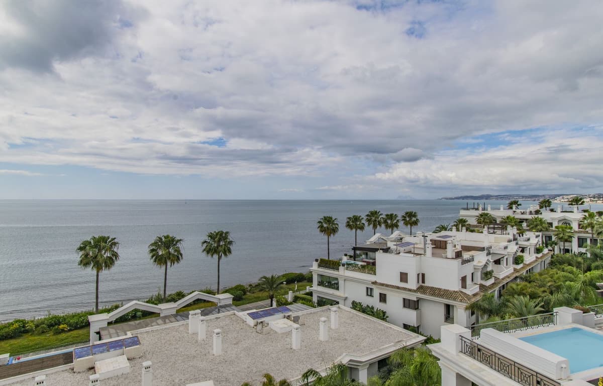 Penthouse in Estepona — photo 2 of 10
