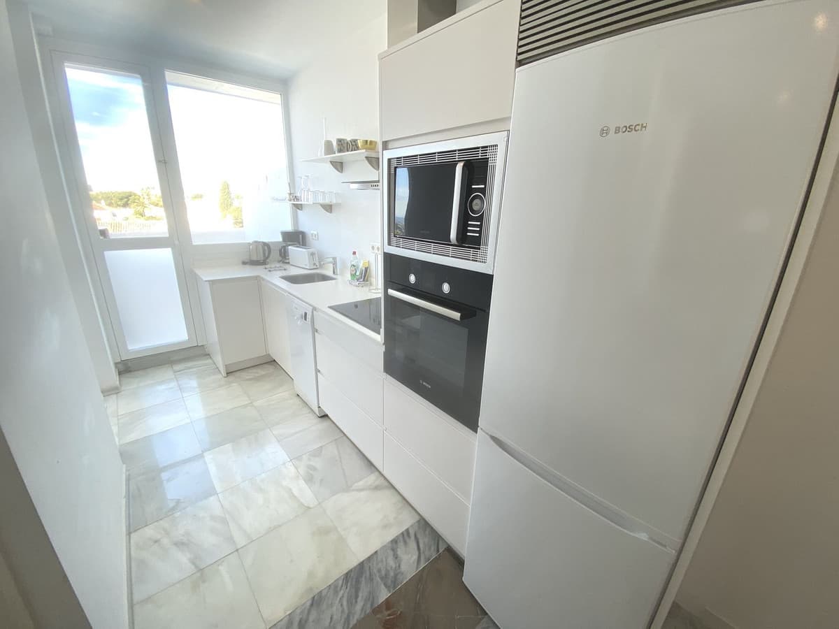 Penthouse Duplex in Nueva Andalucía — photo 4 of 10