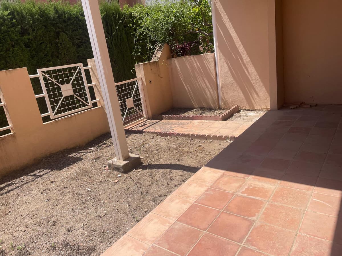 Semi-Detached House in Arroyo de la Miel — photo 5 of 10