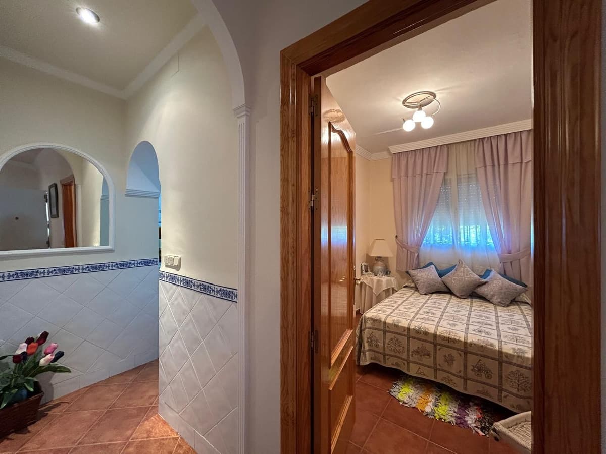 Detached Villa in Alora — photo 8 of 10