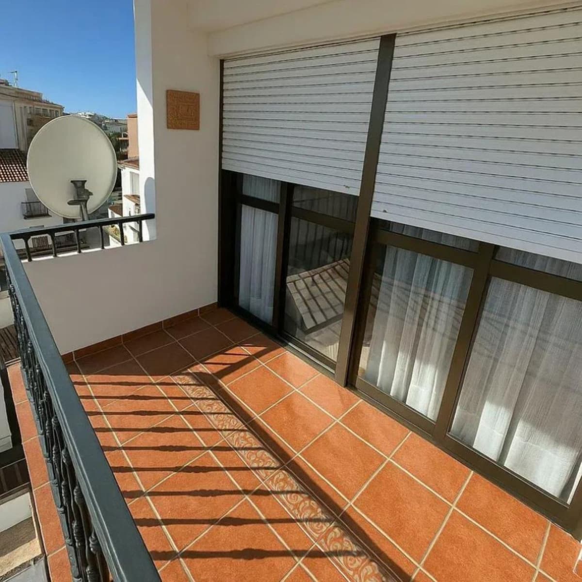 Top Floor Apartment in Estepona — photo 7 of 10