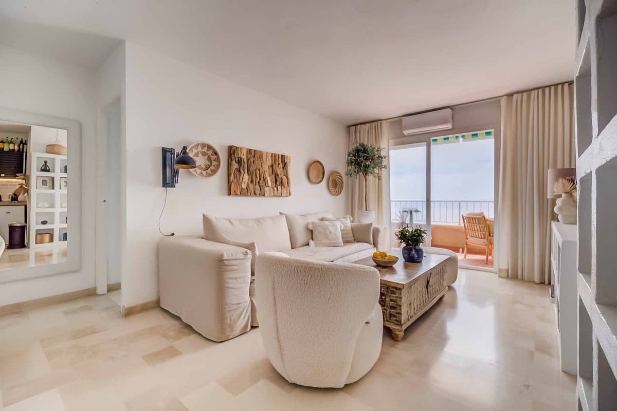 Top Floor Apartment in Fuengirola — photo 4 of 10