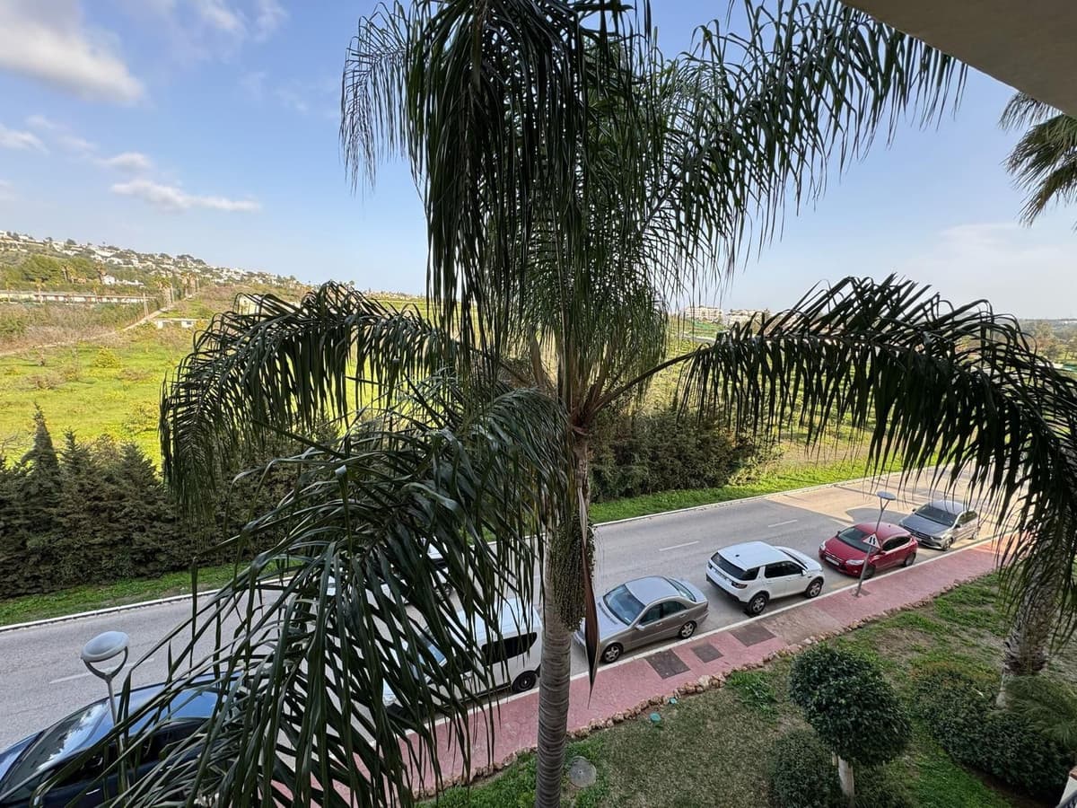 Middle Floor Apartment in Mijas Golf — photo 3 of 10