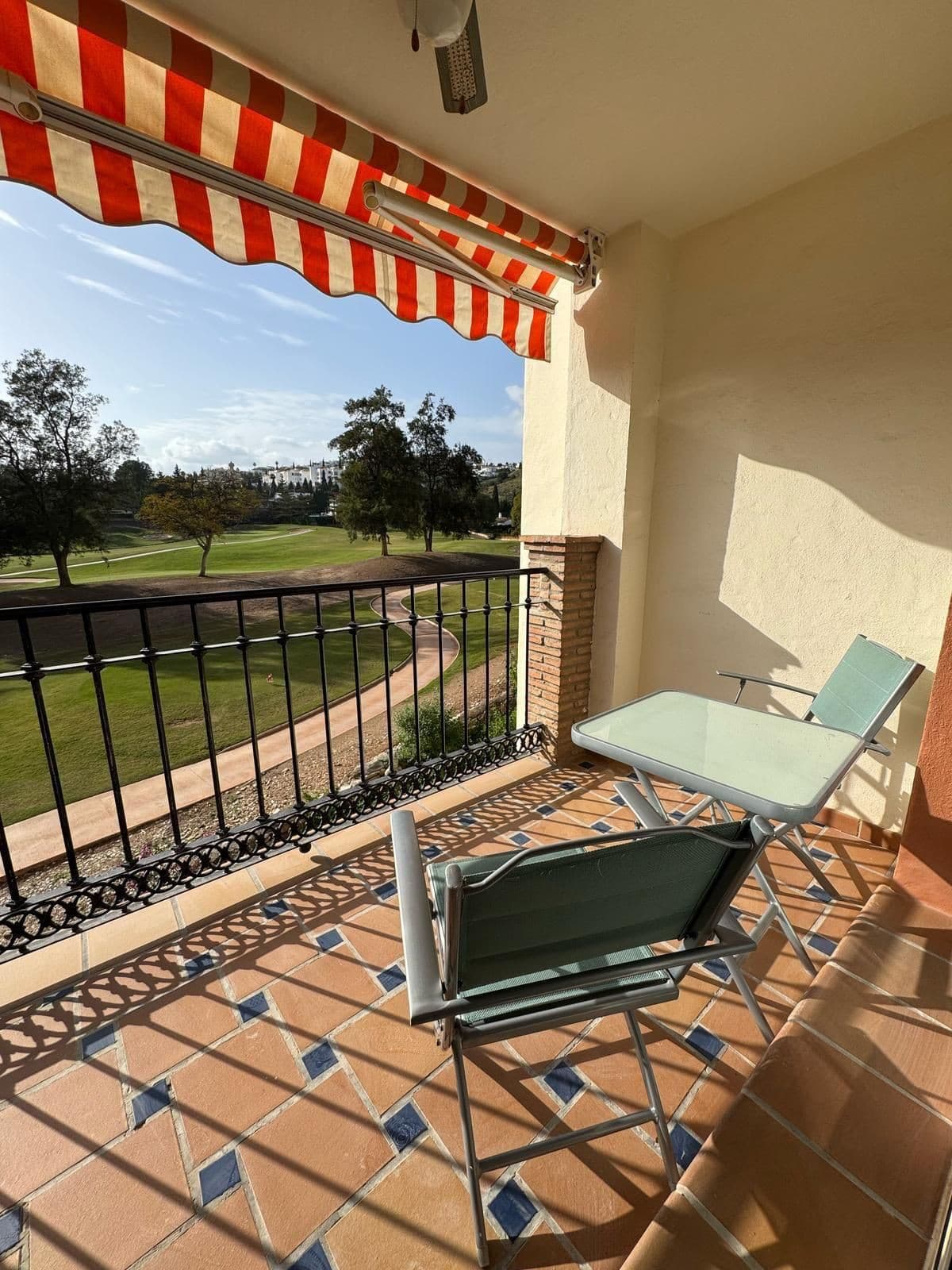 Middle Floor Apartment in Mijas Golf — photo 9 of 10