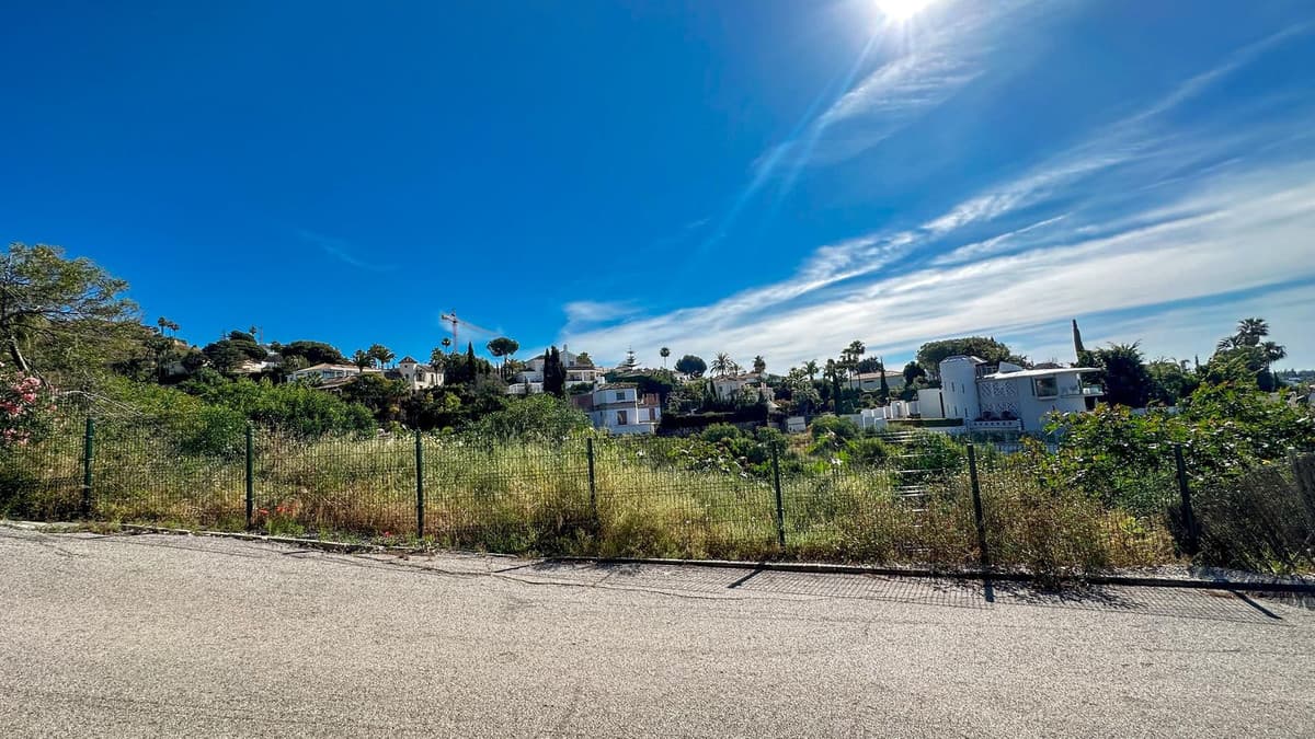 Residential Plot in El Paraiso — photo 2 of 9