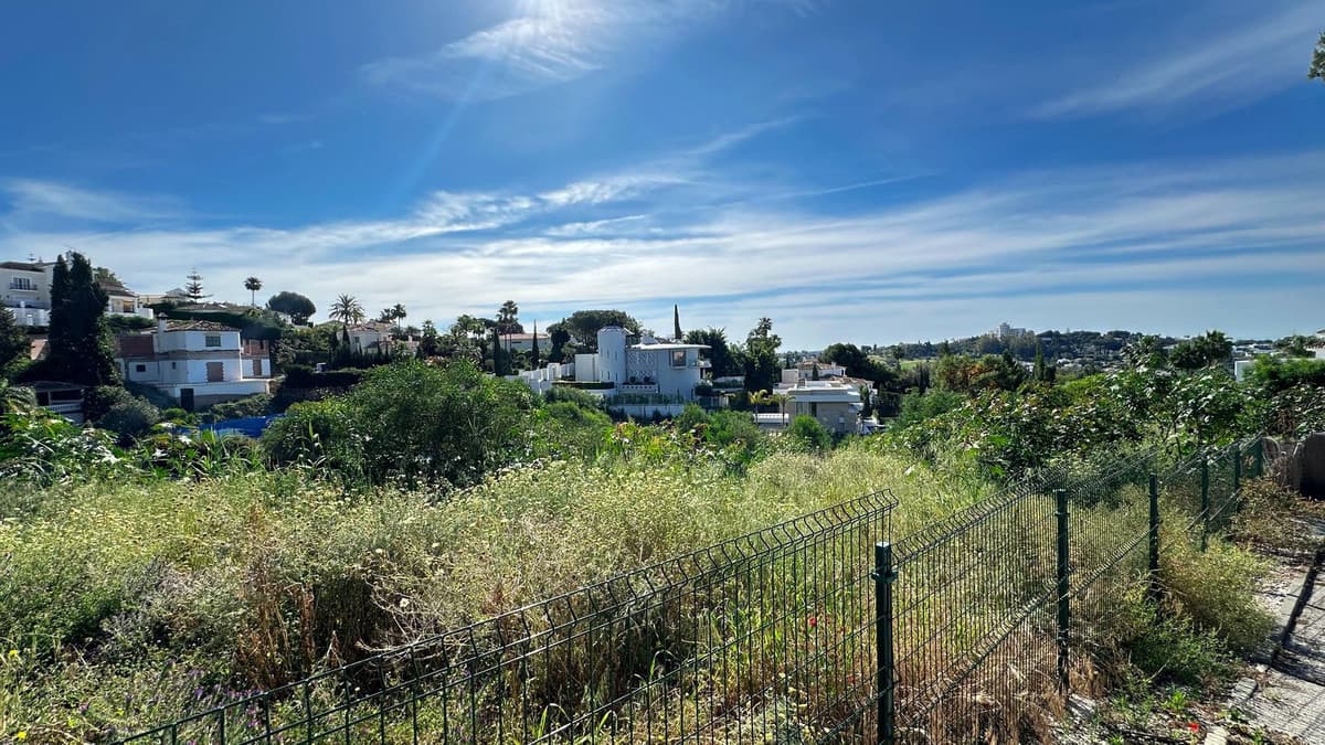 Residential Plot in El Paraiso — photo 3 of 9
