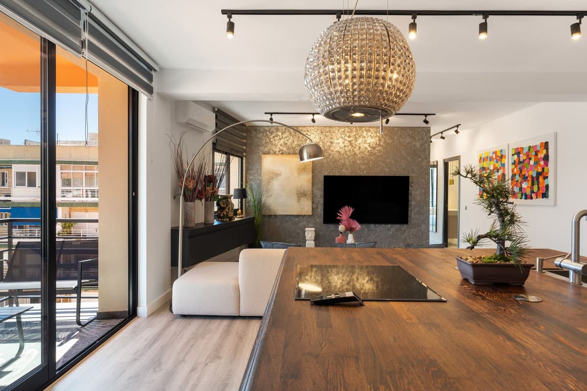 Middle Floor Apartment in Fuengirola — photo 1 of 10