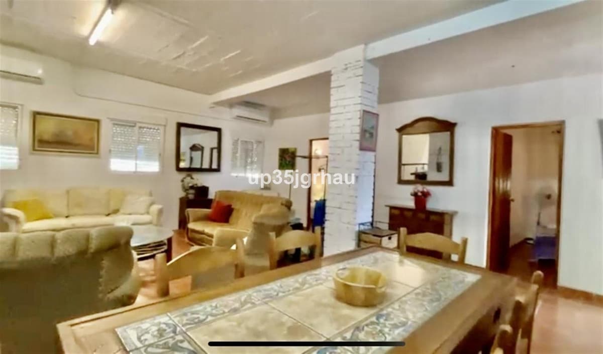 Detached Villa in Gaucín — photo 2 of 10