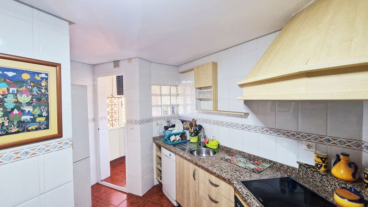 Middle Floor Apartment in Arroyo de la Miel — photo 9 of 10