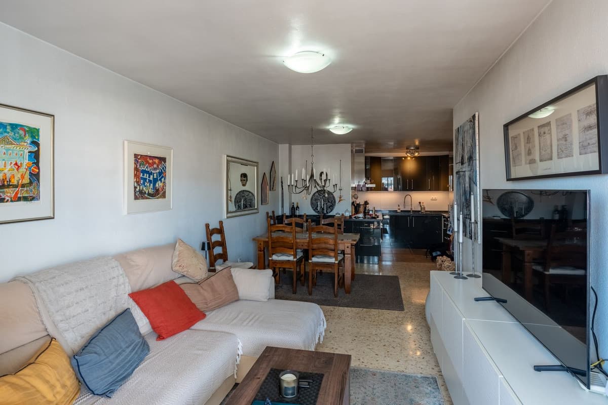 Top Floor Apartment in Fuengirola — photo 3 of 10