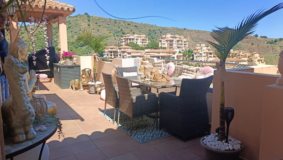 Penthouse in Calahonda — photo 7 of 10