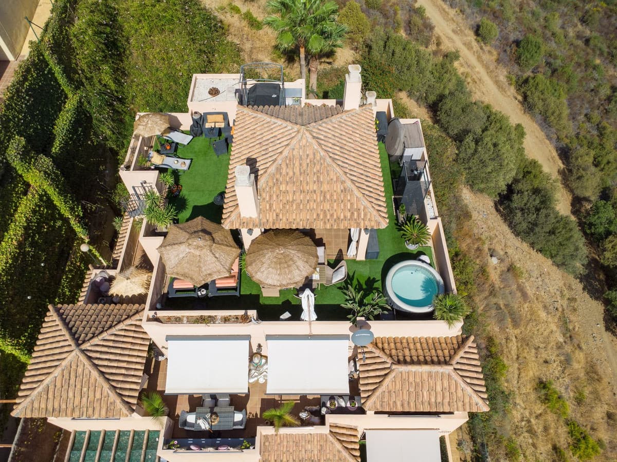 Penthouse in Calahonda — photo 9 of 10