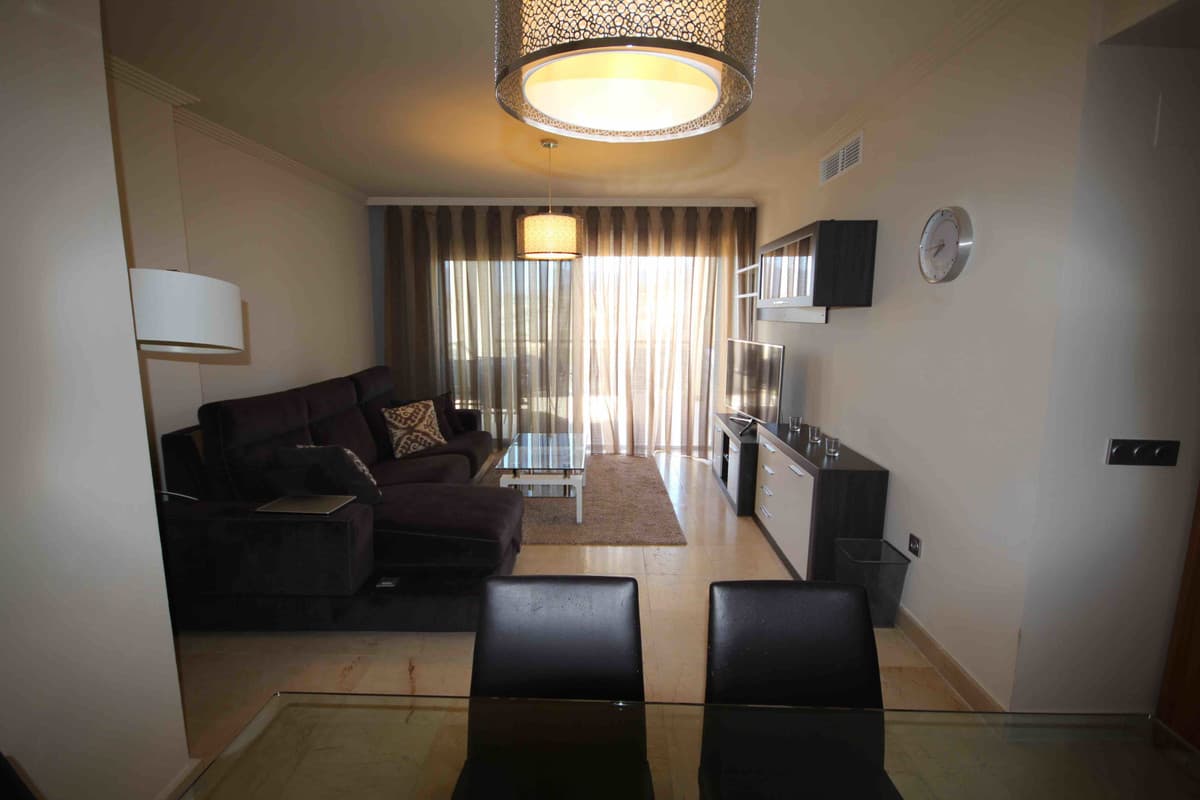 Middle Floor Apartment in Los Flamingos — photo 10 of 10