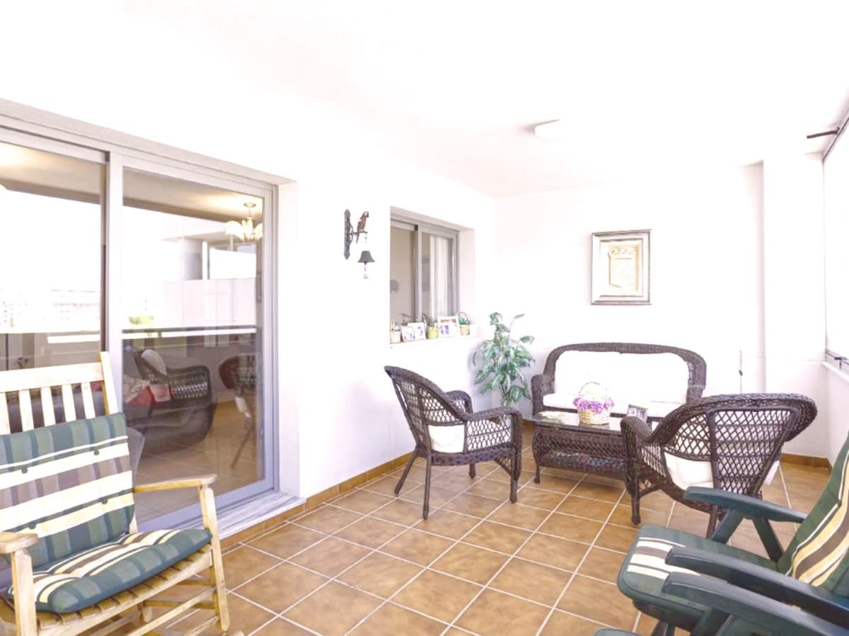 Middle Floor Apartment in Fuengirola — photo 10 of 10