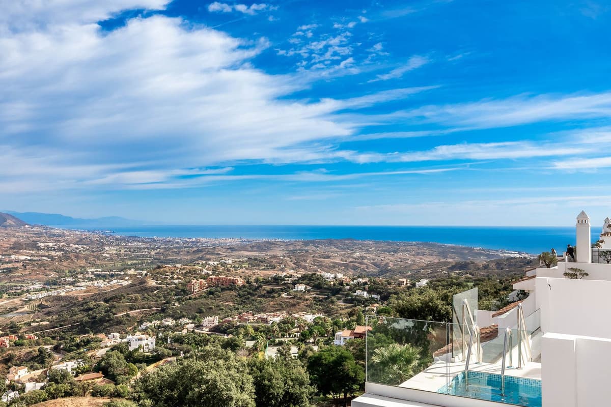 Semi-Detached House in Marbella — photo 5 of 10