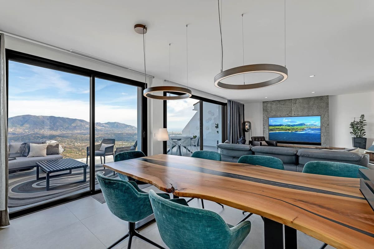 Semi-Detached House in Marbella — photo 8 of 10