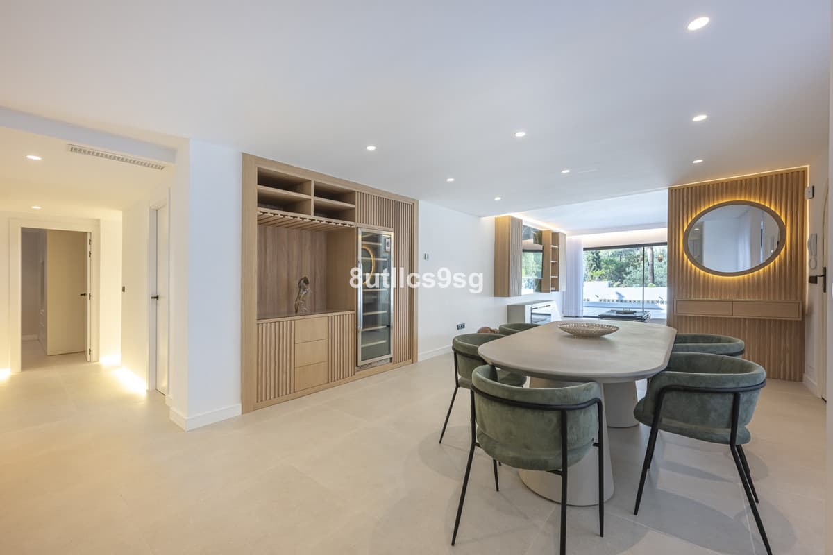 Ground Floor Apartment in The Golden Mile — photo 8 of 10