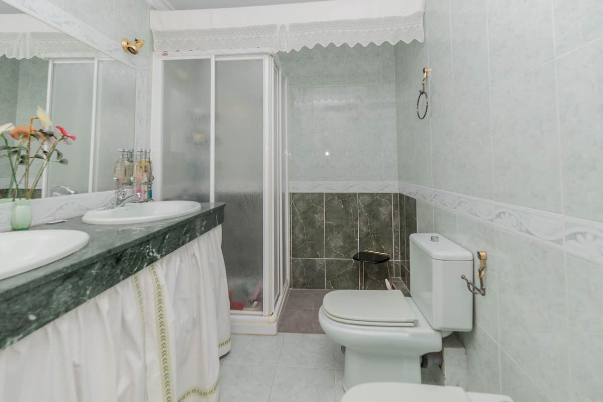 Top Floor Apartment in Fuengirola — photo 6 of 10