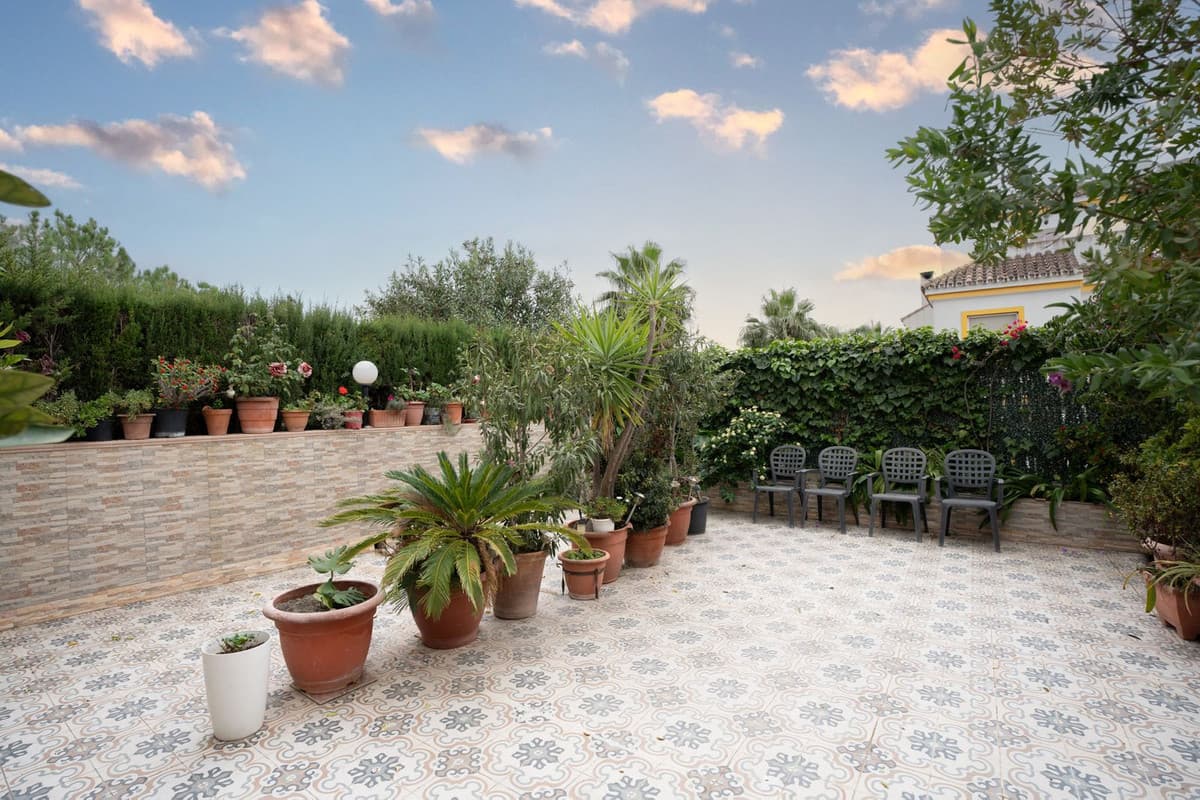 Semi-Detached House in Estepona — photo 5 of 10