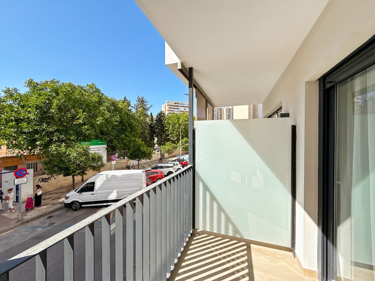 Middle Floor Apartment in Perchel Norte — photo 3 of 10