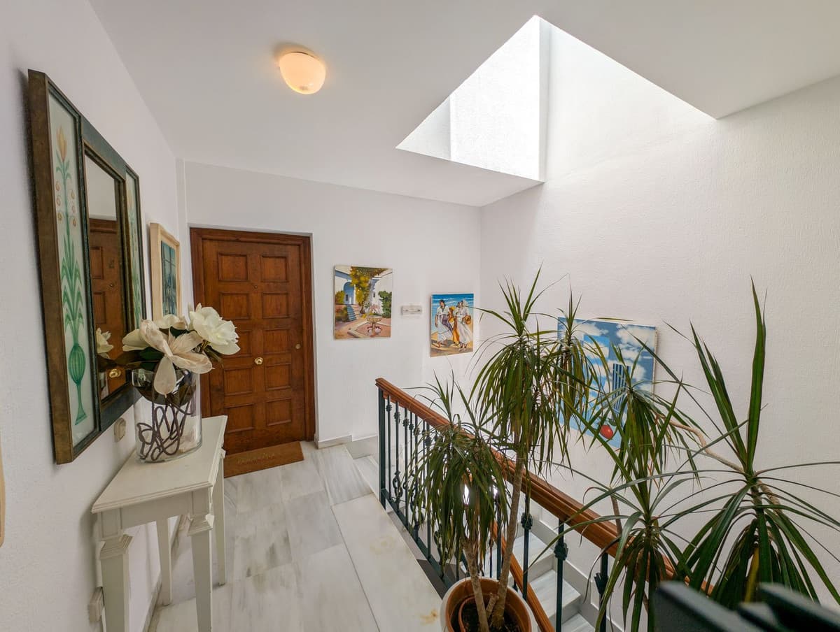 Penthouse Duplex in Marbella — photo 4 of 10