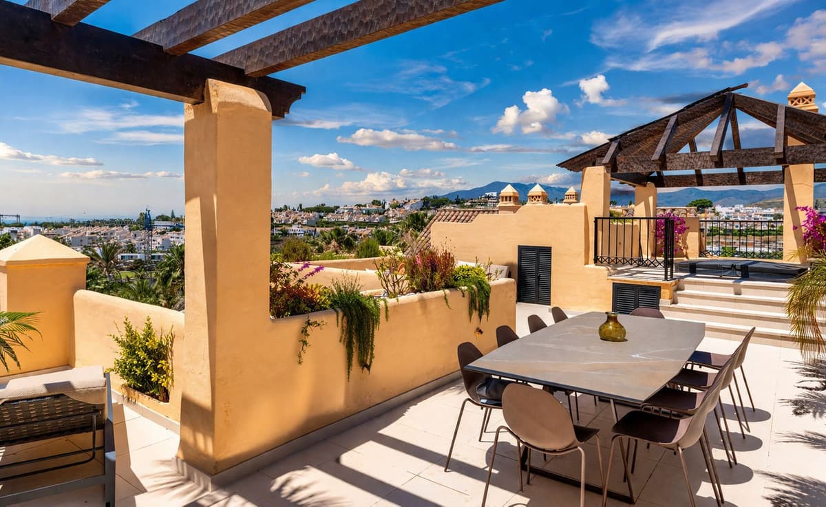 Penthouse Duplex in Atalaya — photo 7 of 10