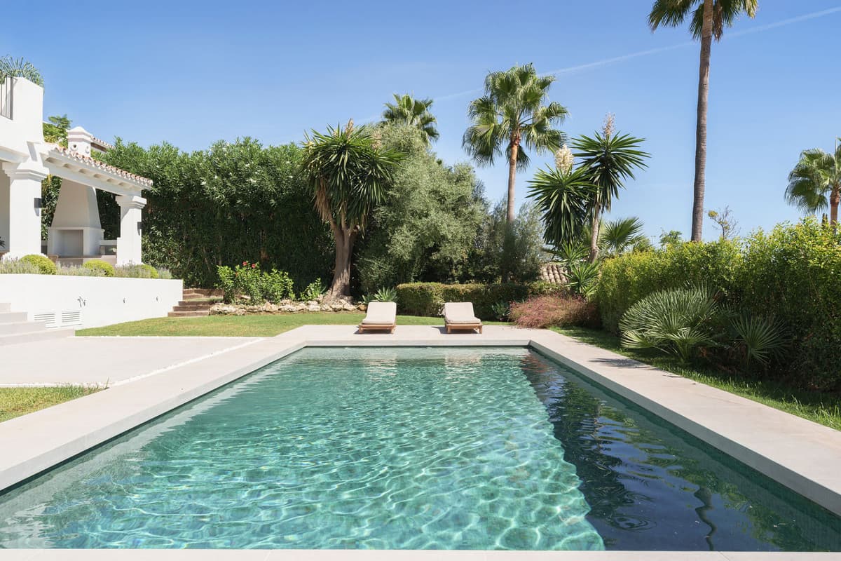Detached Villa in Nueva Andalucía — photo 3 of 10