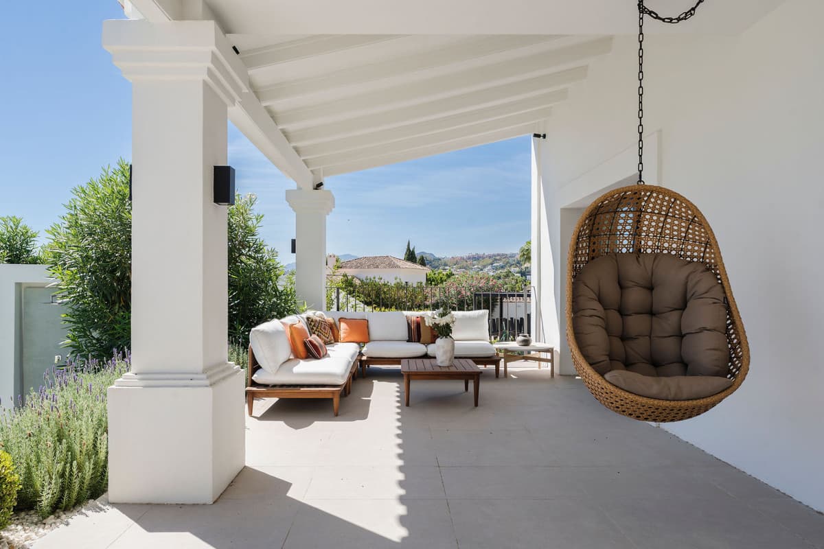 Detached Villa in Nueva Andalucía — photo 4 of 10