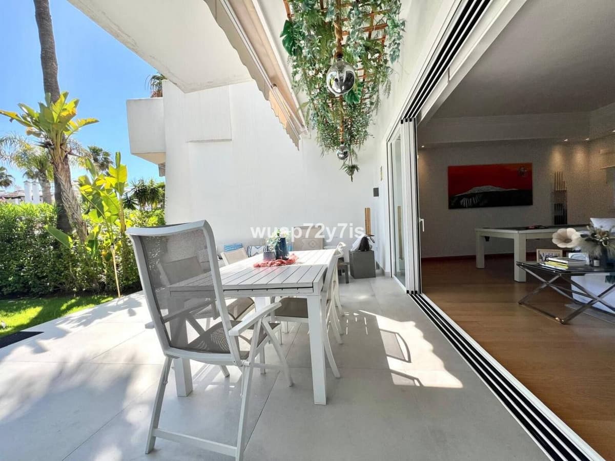 Townhouse in Estepona — photo 7 of 10