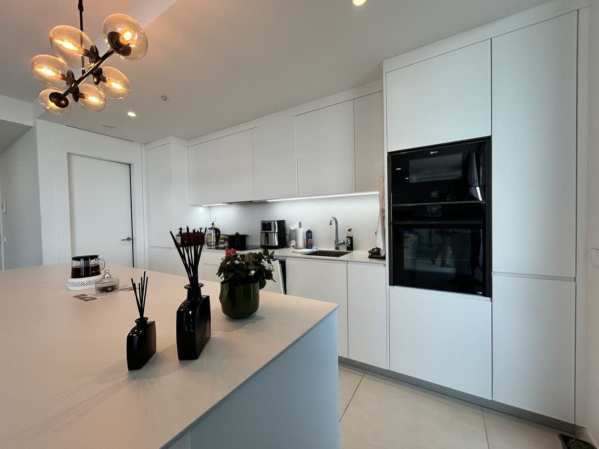 Middle Floor Apartment in Higueron — photo 5 of 10