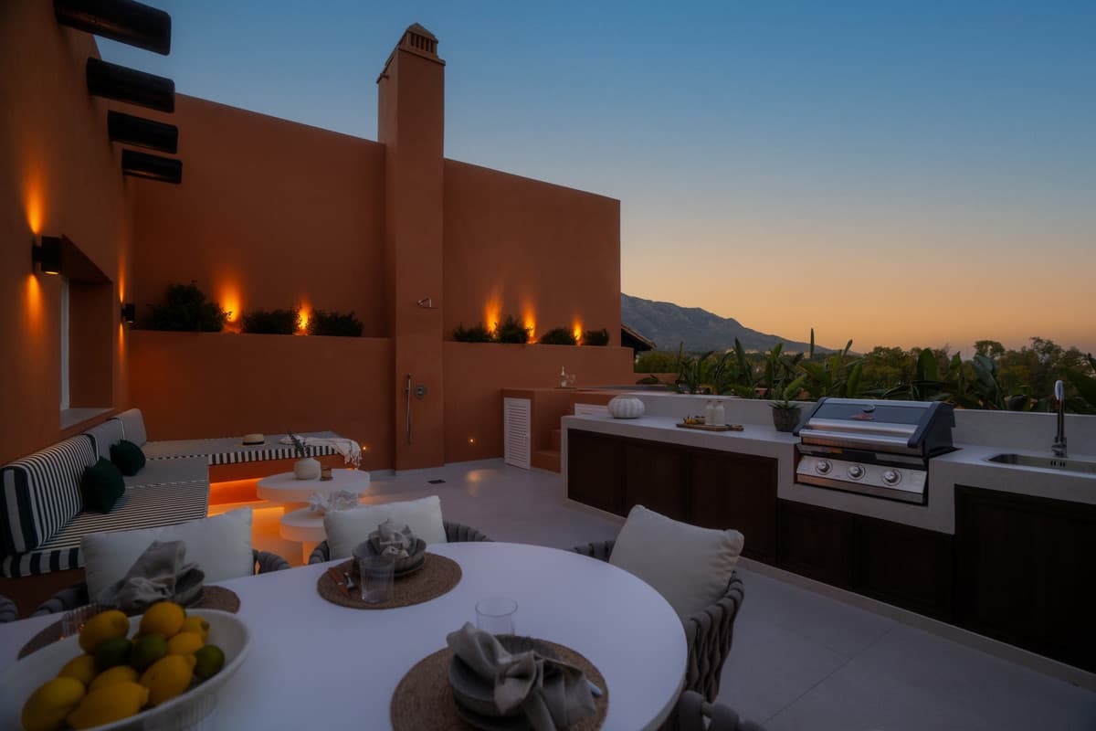 Penthouse Duplex in Nueva Andalucía — photo 7 of 10