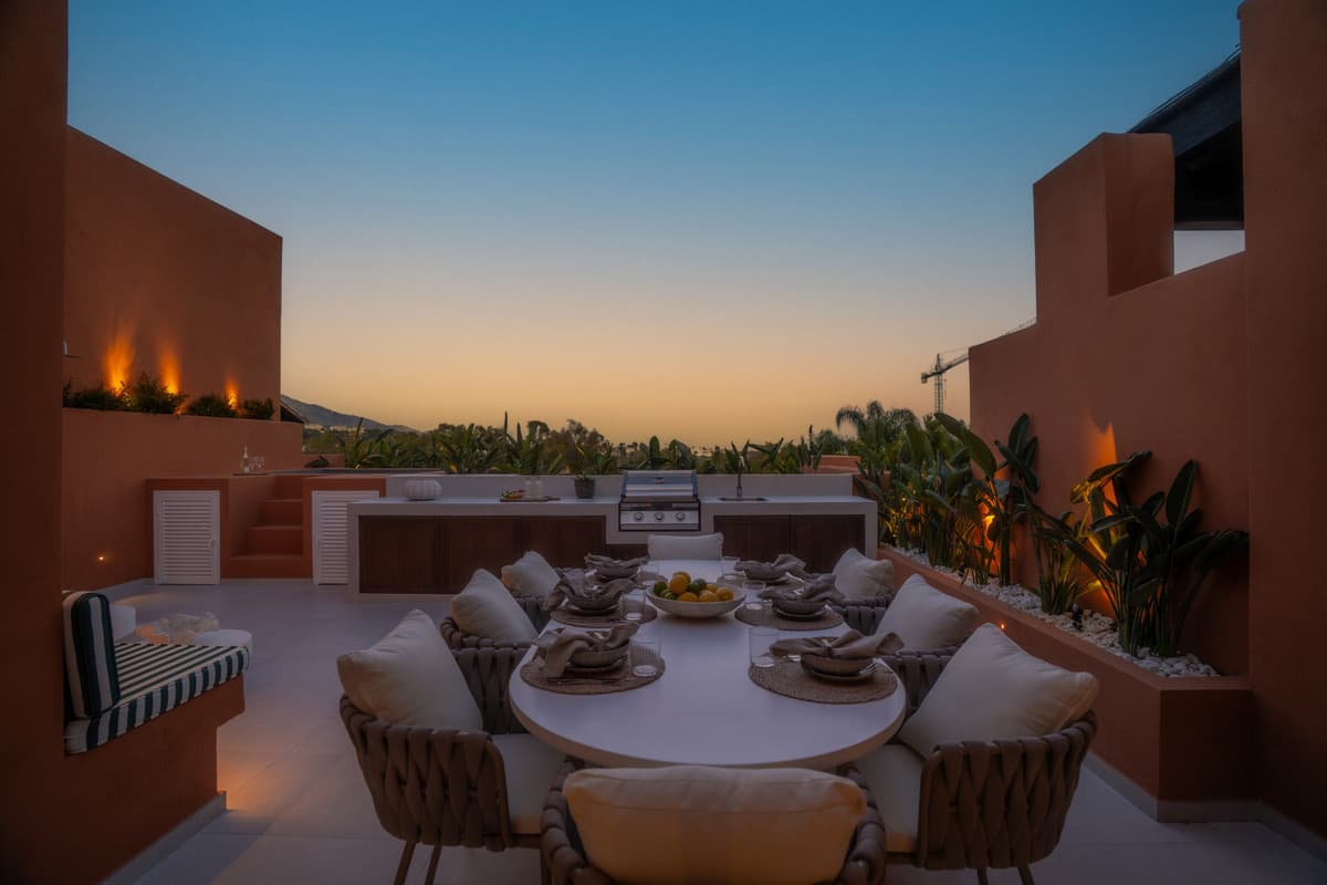 Penthouse Duplex in Nueva Andalucía — photo 10 of 10
