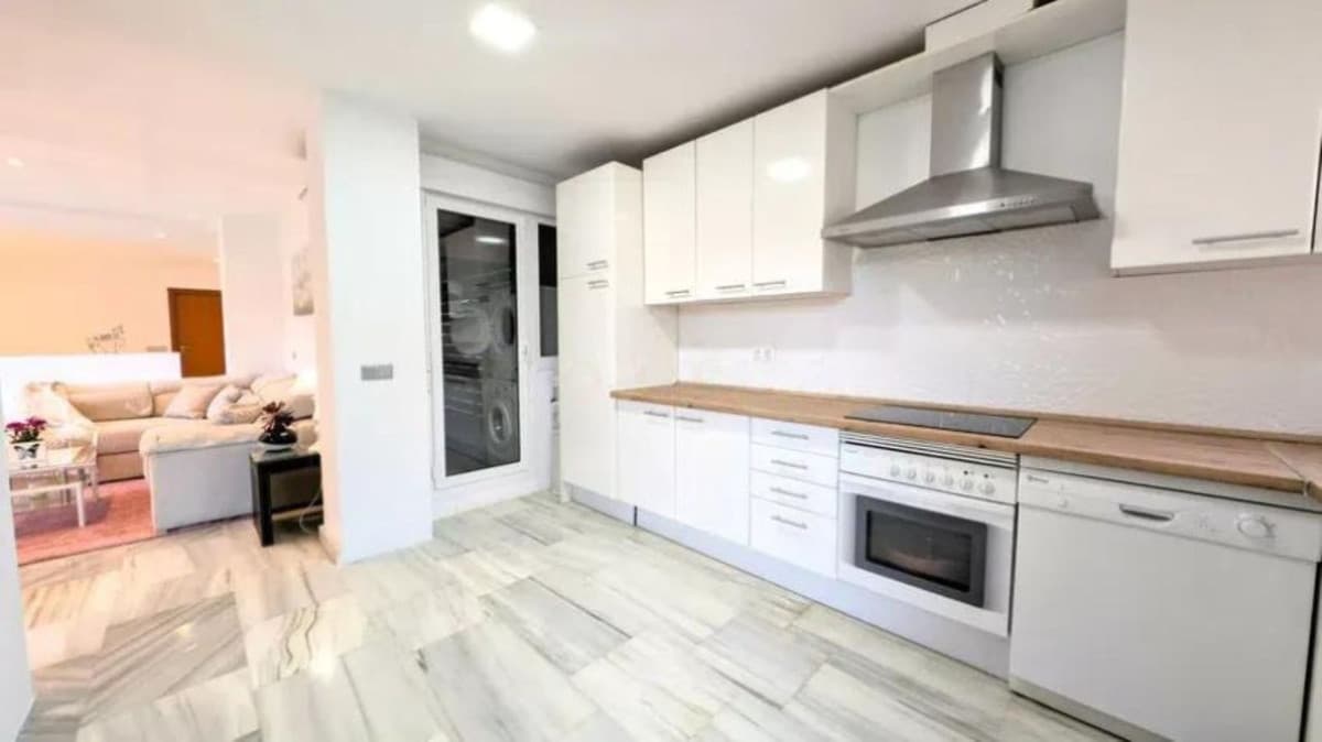 Detached Villa in Estepona — photo 4 of 10