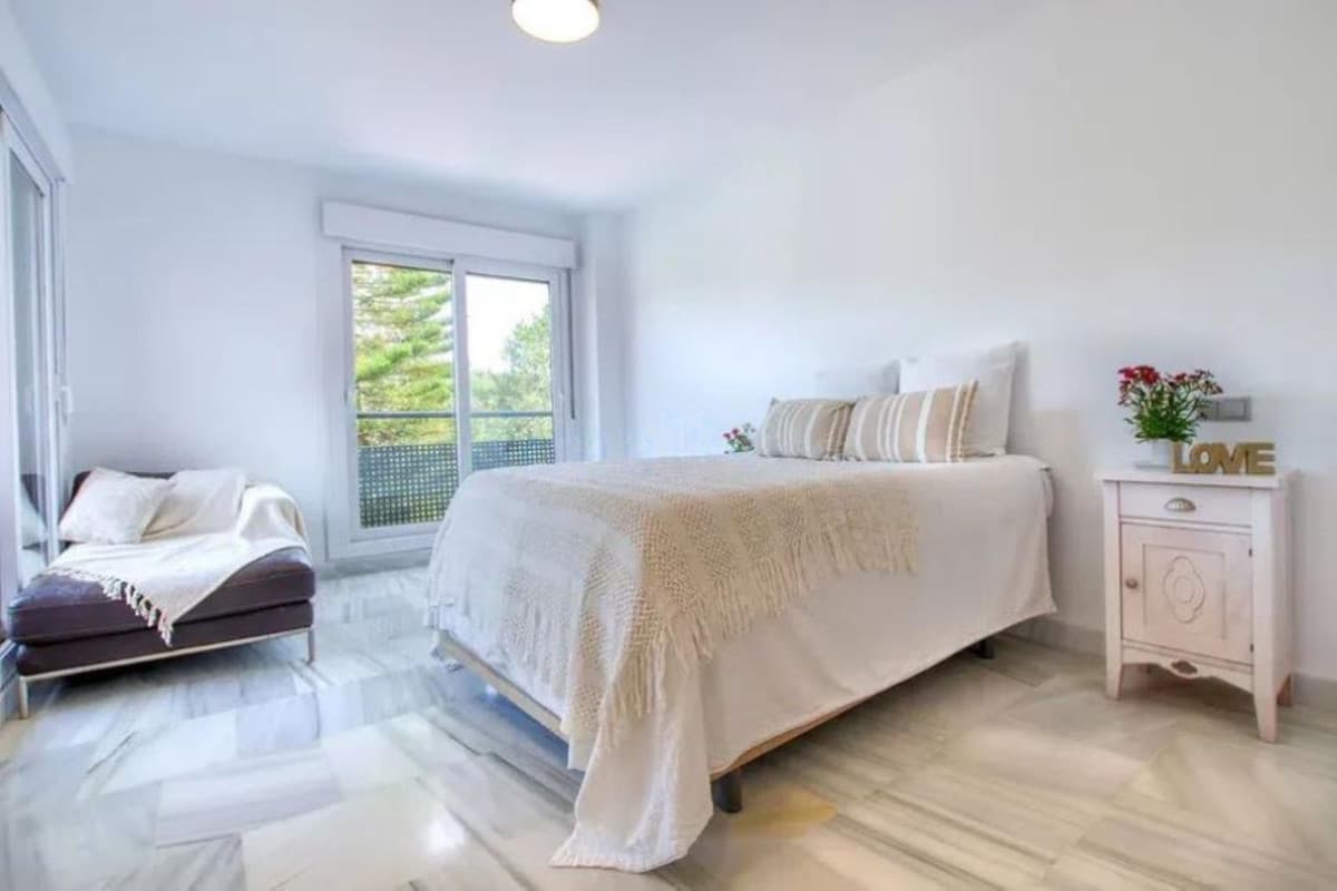 Detached Villa in Estepona — photo 7 of 10