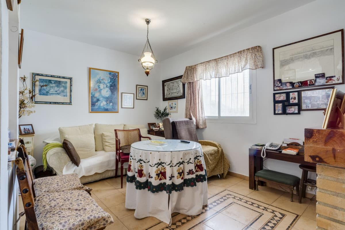 Detached Villa in Marbella — photo 7 of 10