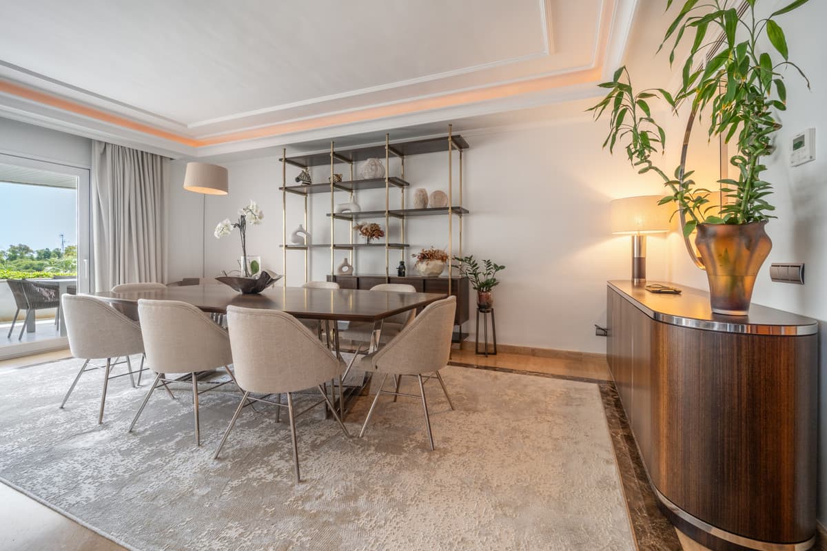 Middle Floor Apartment in Puerto Banús — photo 3 of 10
