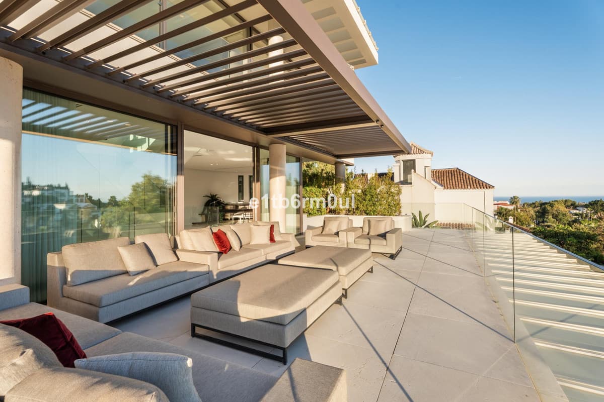 Detached Villa in La Quinta — photo 6 of 10