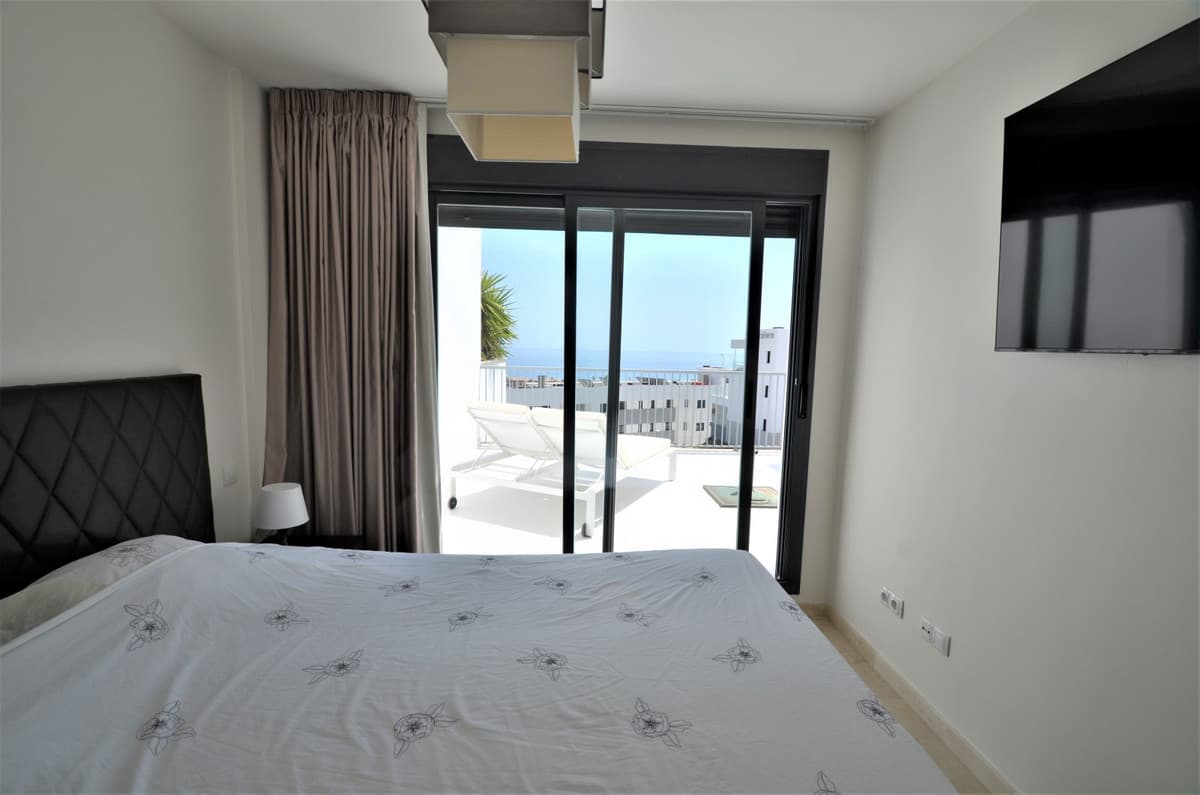 Penthouse in Casares Playa — photo 5 of 10